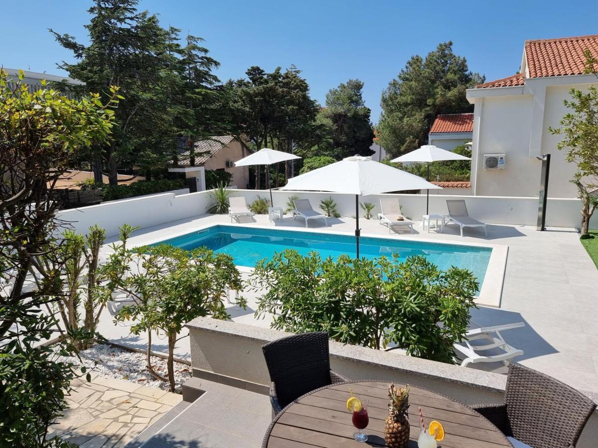 Villa Flamingo Deluxe Novalja Eksteriør bilde