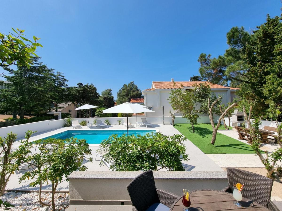 Villa Flamingo Deluxe Novalja Eksteriør bilde
