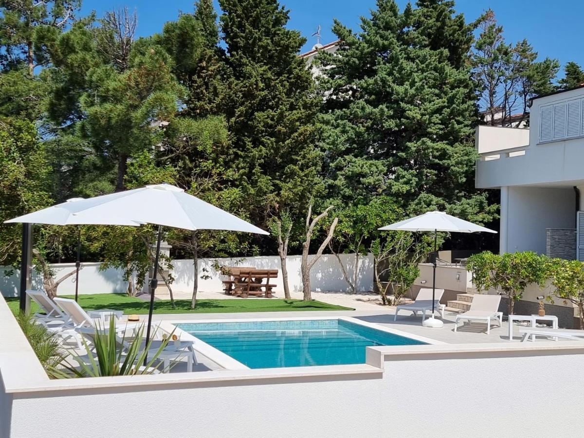 Villa Flamingo Deluxe Novalja Eksteriør bilde